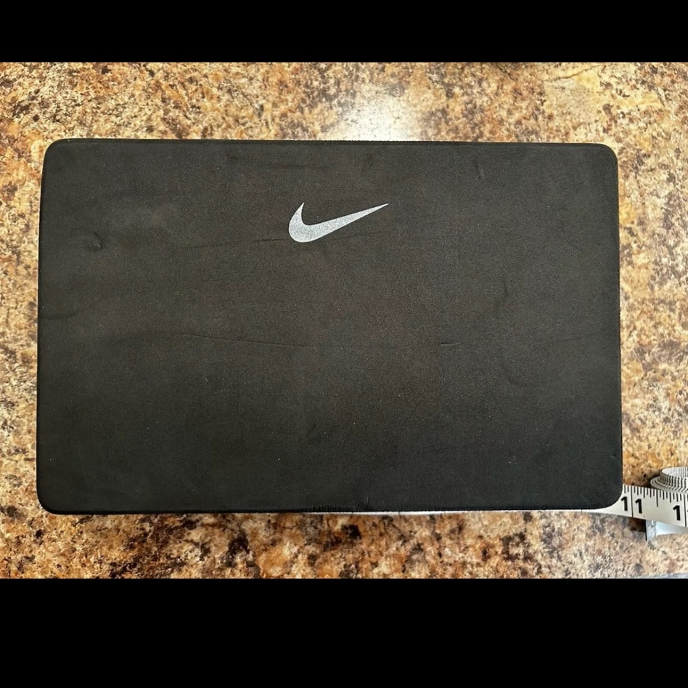 Nike Black Yoga Block Pad Silver/Grey Swoosh Home Gym